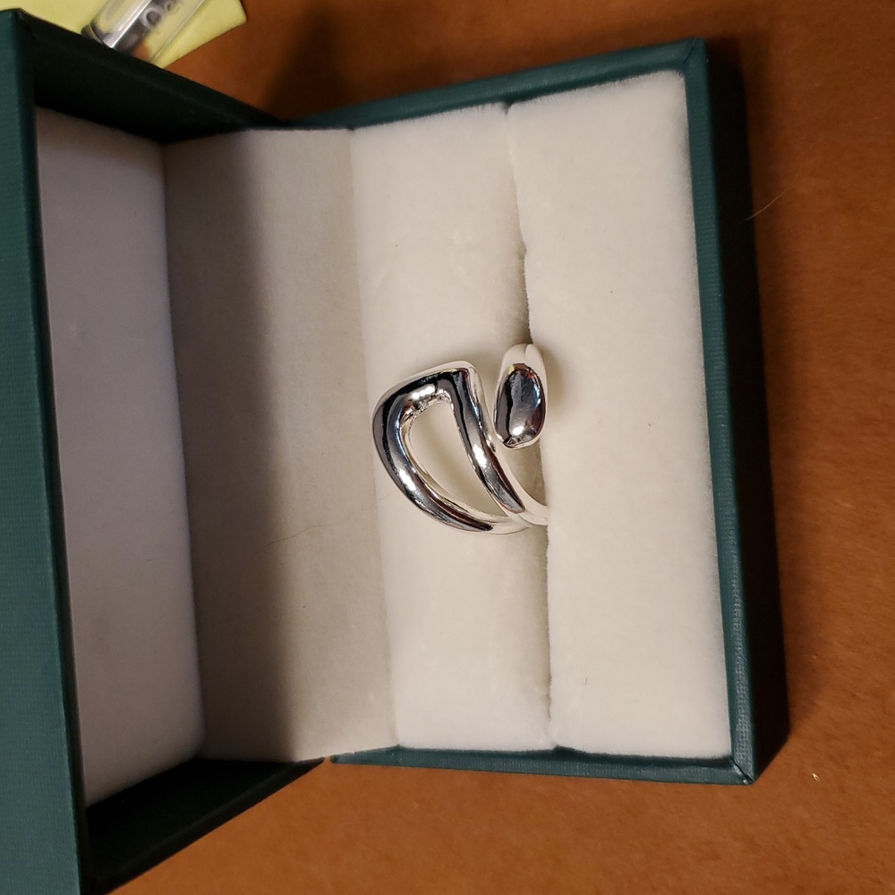 925 Silver Chunky Statement Ring Size 4 Pinky Ring - image 1